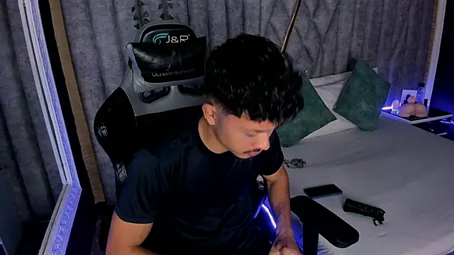 NicolaiKarav online show from 02/23/26, 12:06