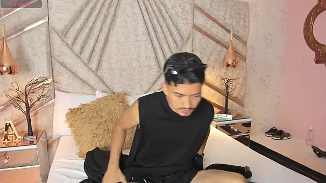 NicolaiKarav online show from 01/11/26, 01:18