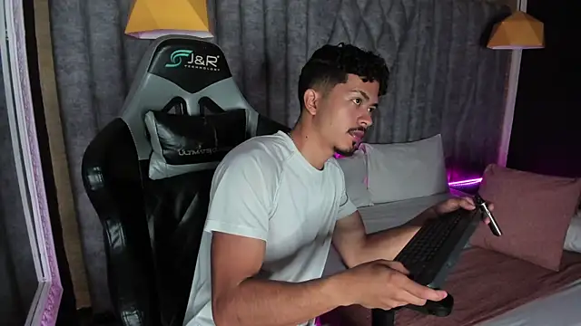 NicolaiKarav online show from 02/08/26, 12:03