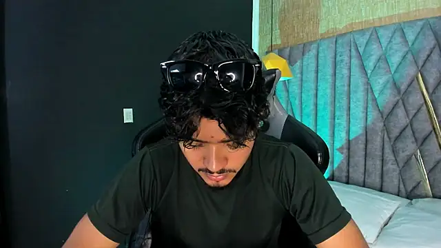 NicolaiKarav online show from 05/22/26, 12:03