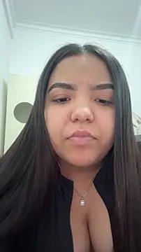 princezzc online show from 11/28/25, 02:23