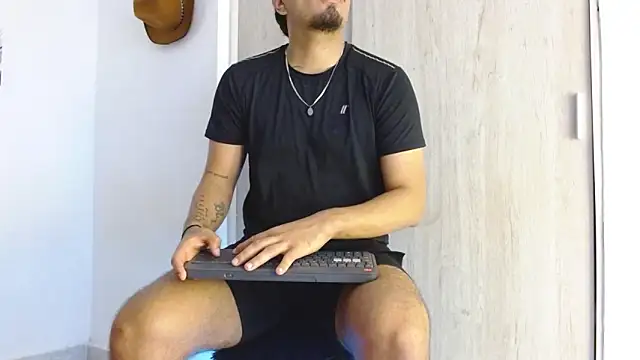 Henry villa23 online show from 03/02/26, 04:24