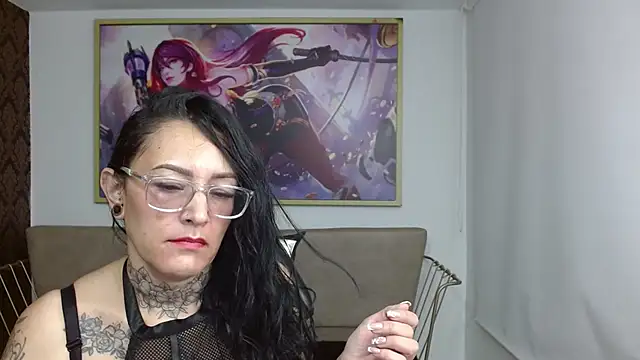 Roxanne vale online show from 11/24/25, 08:09