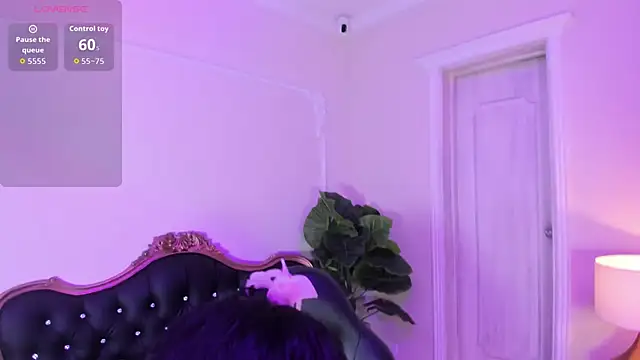 AngeliRouse online show from 12/01/25, 08:10