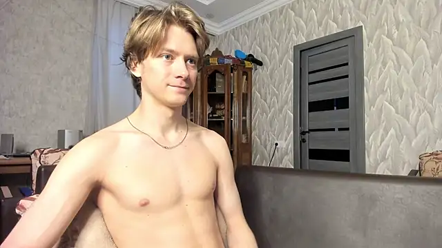 Snapshot of milkiwvy chatting on 06/05/26, 01:54 milkiwvy online show from 06/05/26, 01:54