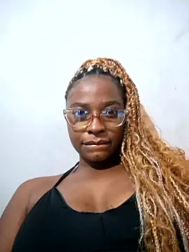 Snapshot of SexypuppyX chatting on 11/25/25, 07:03 SexypuppyX online show from 11/25/25, 07:03