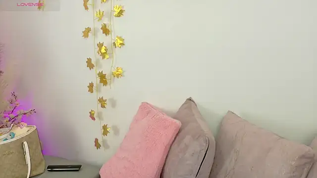 Ambar Carter online show from 12/03/25, 03:40