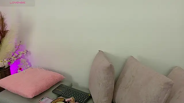 Ambar Carter online show from 12/01/25, 03:40