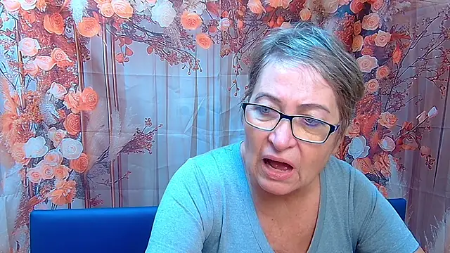 OlgaLuck online show from 11/24/25, 06:35