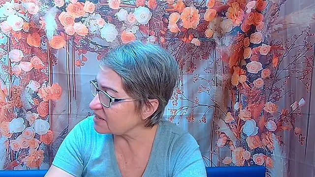 OlgaLuck online show from 12/05/25, 07:29