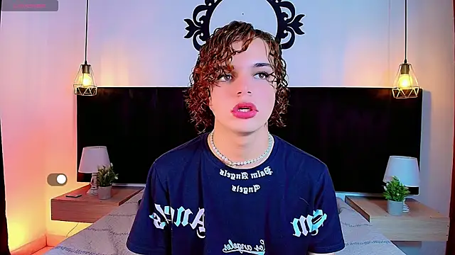 Skyee angel online show from 05/04/26, 07:17