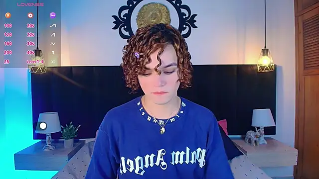 Skyee angel online show from 03/24/26, 08:20