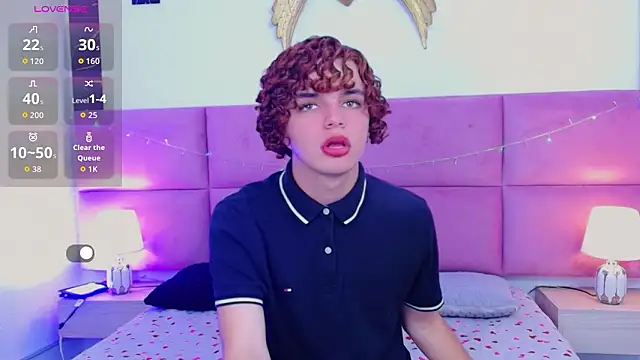 Snapshot of Skyee_angel chatting on 02/02/26, 08:08 Skyee angel online show from 02/02/26, 08:08