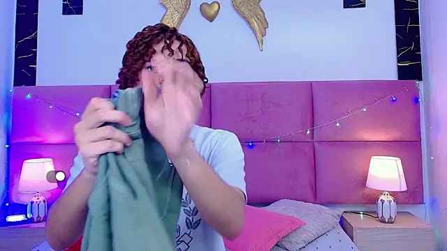 Snapshot of Skyee_angel chatting on 02/11/26, 08:09 Skyee angel online show from 02/11/26, 08:09