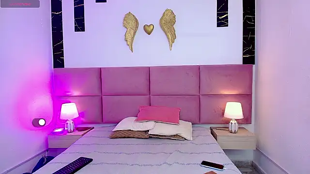 Snapshot of Skyee_angel chatting on 02/24/26, 07:37 Skyee angel online show from 02/24/26, 07:37