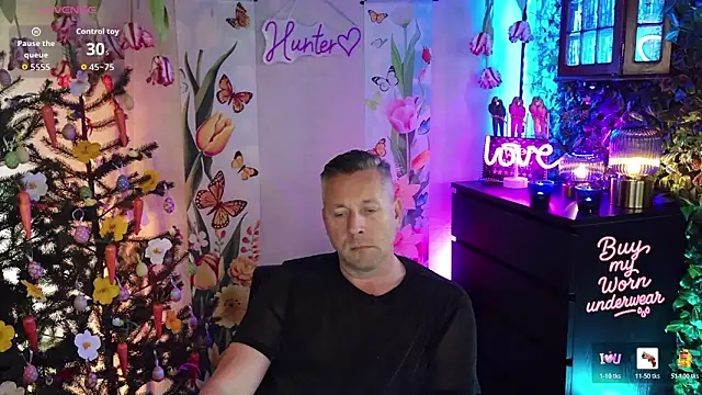 Hunter Fl online show from 04/03/26, 04:02