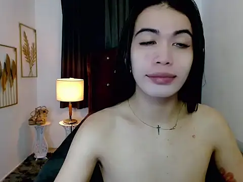 hollyyumiloove online show from 02/22/26, 10:17