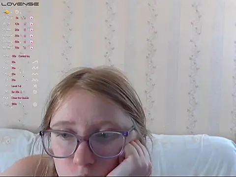 LustfulSarah online show from 11/14/25, 07:17