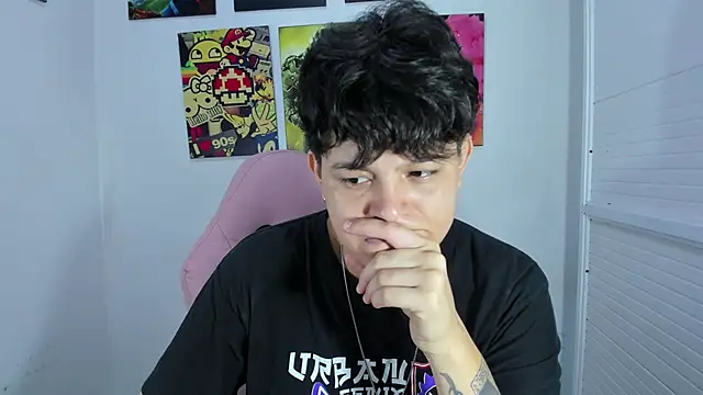 Snapshot of _ian_sweet chatting on 11/22/25, 07:02 ian sweet online show from 11/22/25, 07:02