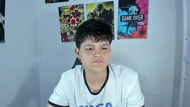 Snapshot of _ian_sweet chatting on 12/16/25, 07:18 ian sweet online show from 12/16/25, 07:18