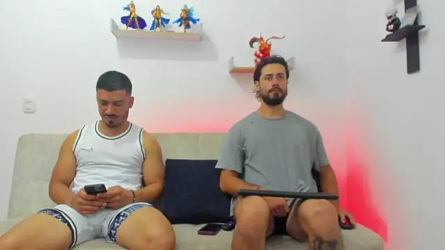 heteros curious online show from 04/02/26, 02:08