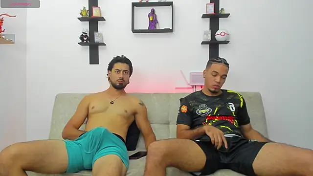 heteros curious online show from 04/08/26, 06:04