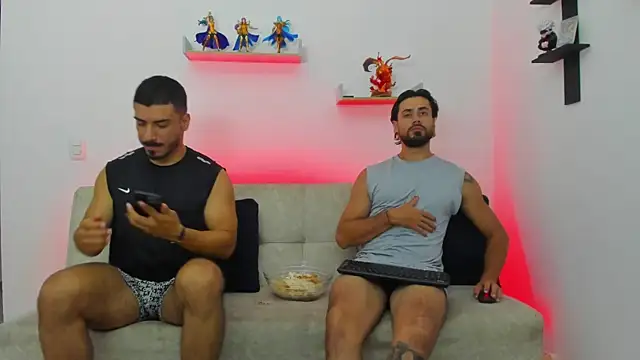 heteros curious online show from 03/28/26, 01:17