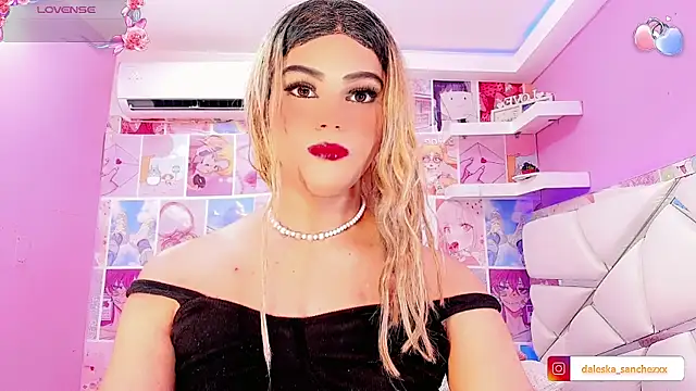 DaleskaSanchez online show from 03/15/26, 08:05