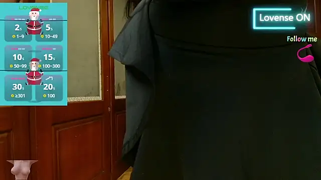 VictoriaHenao online show from 12/20/25, 10:23