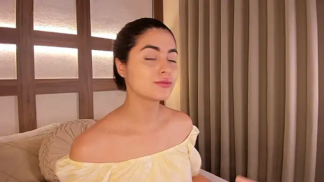 Snapshot of SarhaVega chatting on 02/02/26, 01:10 SarhaVega online show from 02/02/26, 01:10