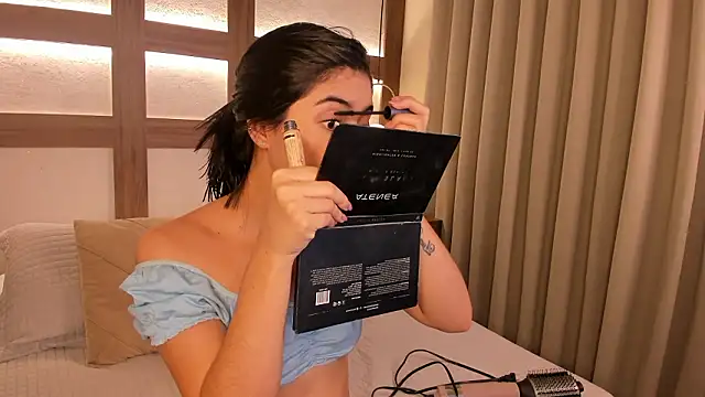 Snapshot of SarhaVega chatting on 02/24/26, 12:39 SarhaVega online show from 02/24/26, 12:39