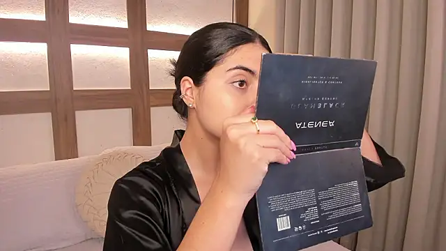 Snapshot of SarhaVega chatting on 02/06/26, 01:40 SarhaVega online show from 02/06/26, 01:40