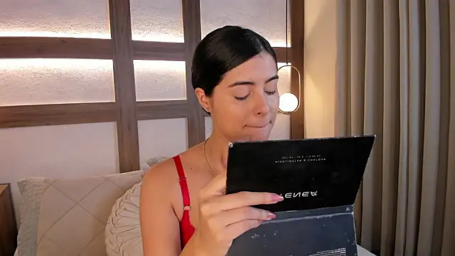 SarhaVega online show from 03/22/26, 01:12