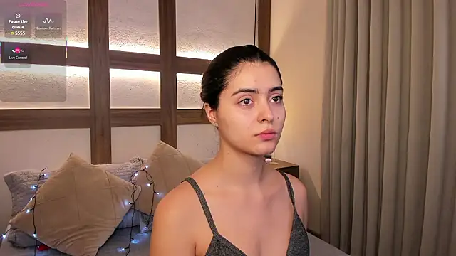 Snapshot of SarhaVega chatting on 02/13/26, 12:27 SarhaVega online show from 02/13/26, 12:27