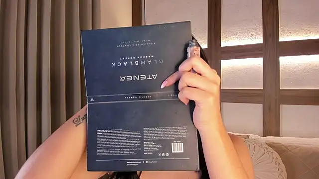 Snapshot of SarhaVega chatting on 01/08/26, 01:06 SarhaVega online show from 01/08/26, 01:06