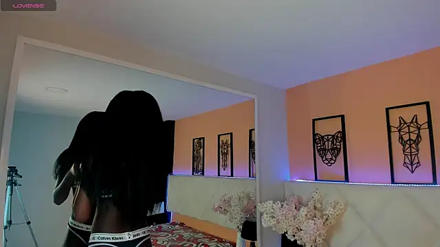 Charlotte evanns 1 online show from 11/28/25, 12:27