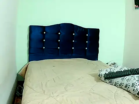 ashleey palmer online show from 12/16/25, 11:20