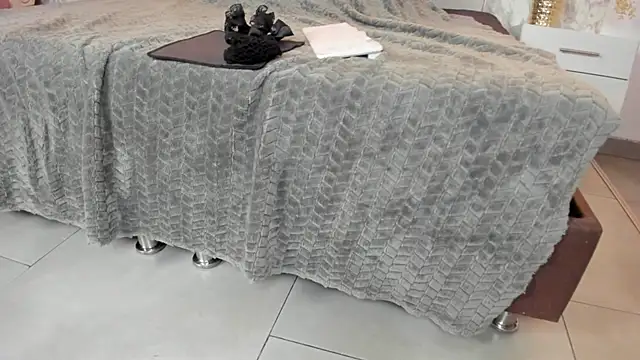 Snapshot of Mysterius_Woman chatting on 02/12/26, 01:11 Mysterius Woman online show from 02/12/26, 01:11