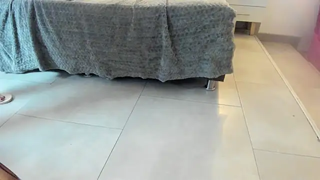 Snapshot of Mysterius_Woman chatting on 02/25/26, 01:00 Mysterius Woman online show from 02/25/26, 01:00