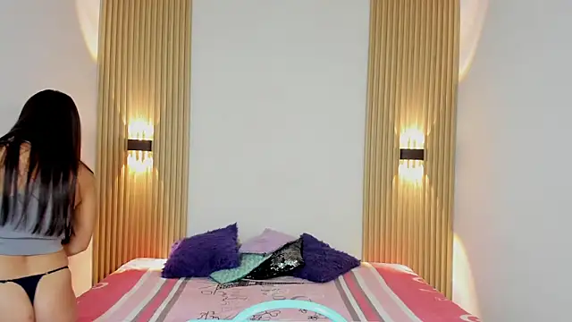 Snapshot of Izelevans chatting on 02/03/26, 11:48 Izelevans online show from 02/03/26, 11:48