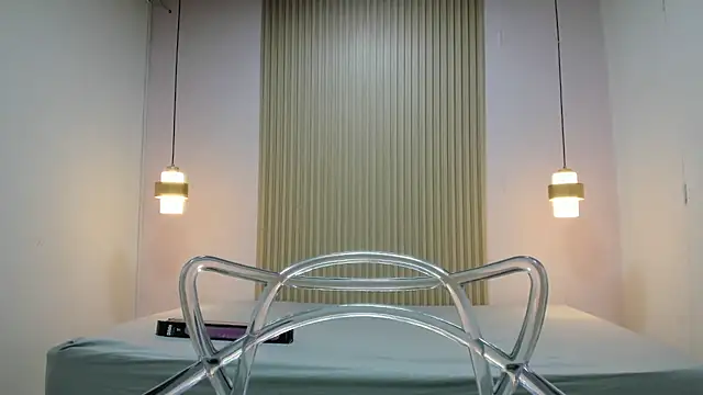 Izelevans online show from 03/09/26, 12:20