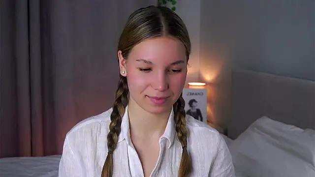 AmparoCilek online show from 03/21/26, 07:29