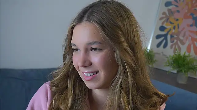 AmparoCilek online show from 02/17/26, 08:50