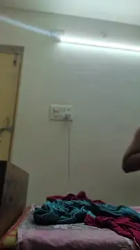 SameeraReddy19 online show from 05/24/26, 03:34