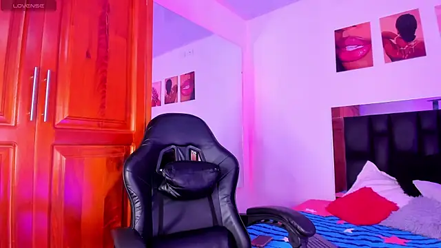 ValeryTs1 online show from 04/10/26, 06:26