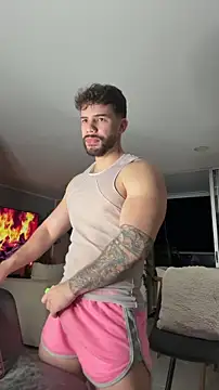 Valenthino Salvatore online show from 03/10/26, 03:32