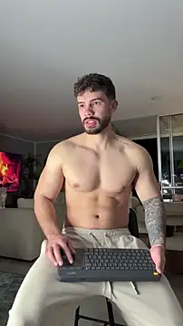 Valenthino Salvatore online show from 03/12/26, 03:12