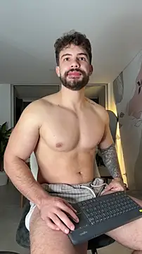 Valenthino Salvatore online show from 03/05/26, 03:14