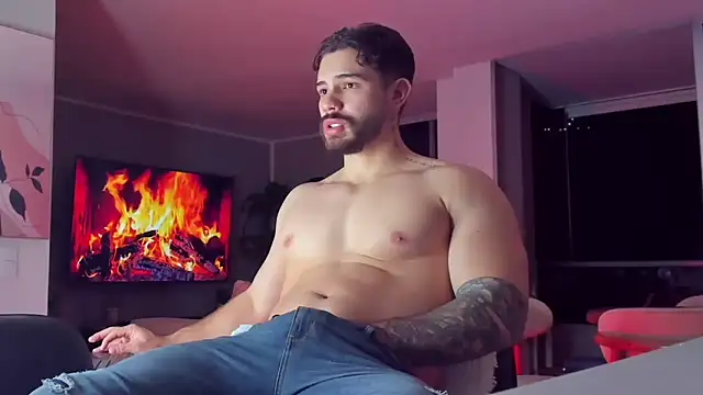 Valenthino Salvatore online show from 02/11/26, 05:07