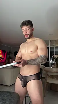 Valenthino Salvatore online show from 03/06/26, 03:12